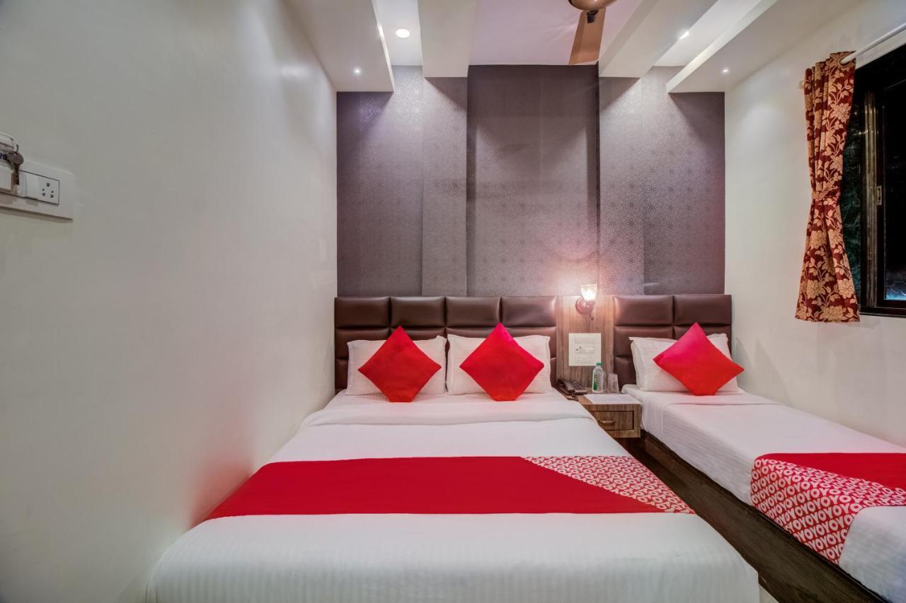 Oyo 42009 Hotel A One Suite Mumbai  Buitenkant foto